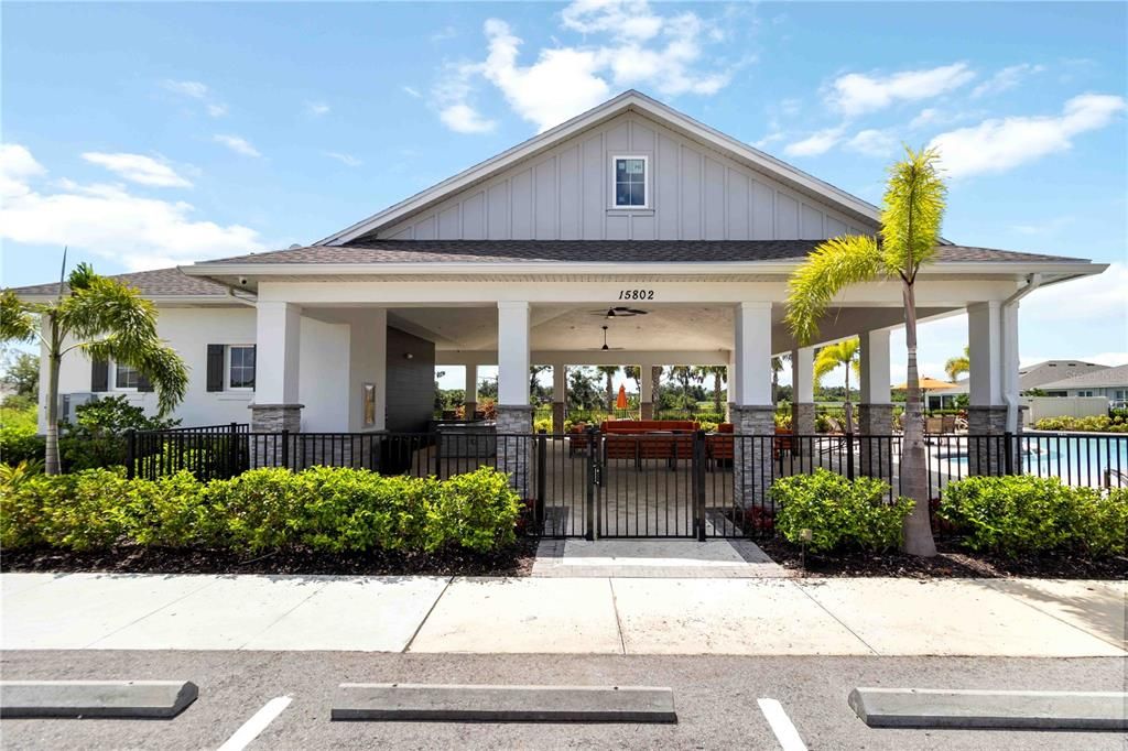 For Rent: $2,850 (4 beds, 2 baths, 2036 Square Feet)