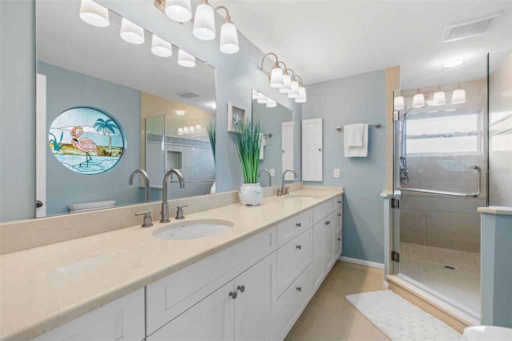 待售: $825,000 (3 贝兹, 3 浴室, 2070 平方英尺)