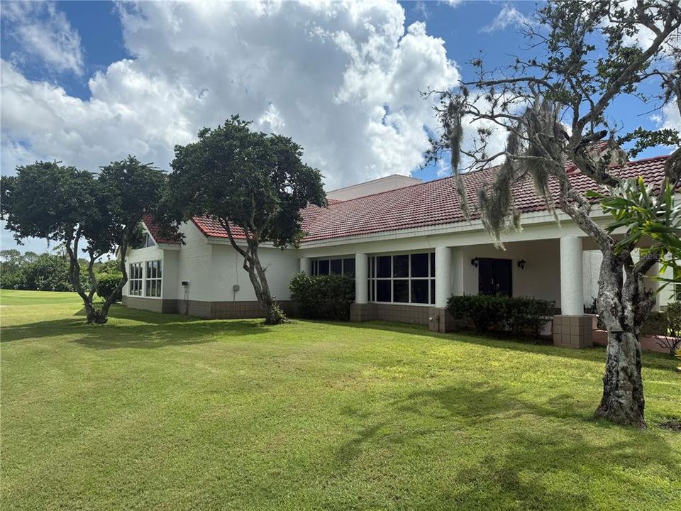 合同活跃: $449,900 (4 贝兹, 3 浴室, 2184 平方英尺)