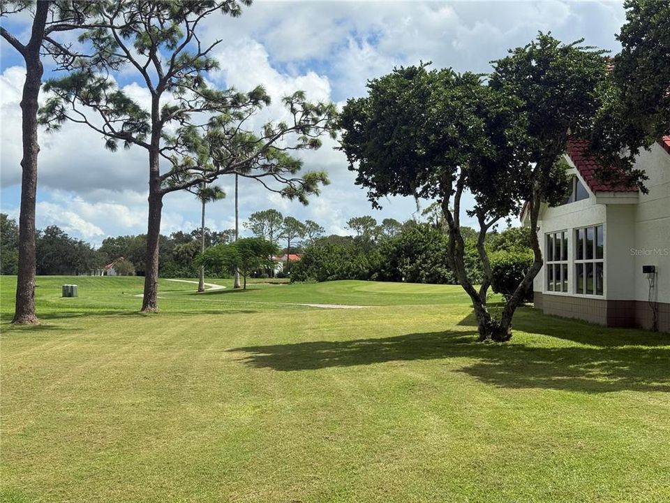 合同活跃: $449,900 (4 贝兹, 3 浴室, 2184 平方英尺)