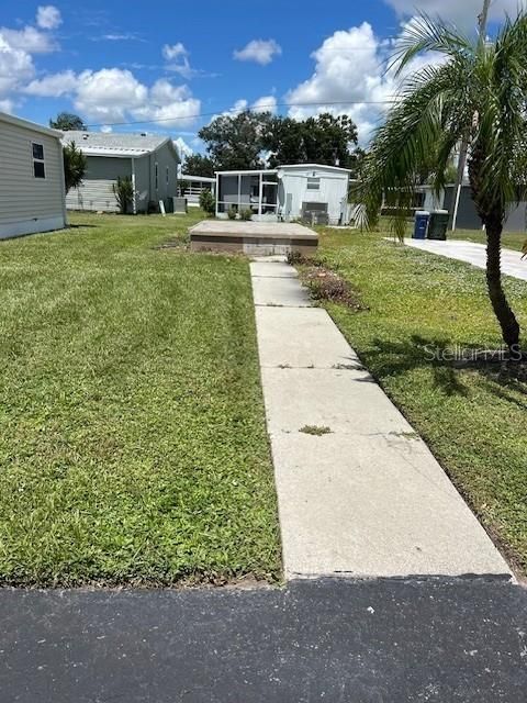 For Sale: $99,900 (0.10 acres)