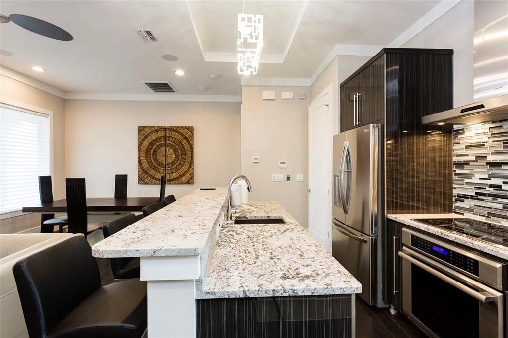 For Sale: $9,000,000 (10 beds, 11 baths, 14546 Square Feet)