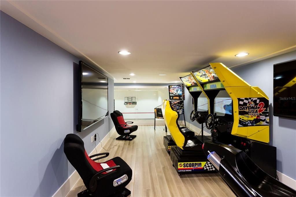 For Sale: $9,000,000 (10 beds, 11 baths, 14546 Square Feet)