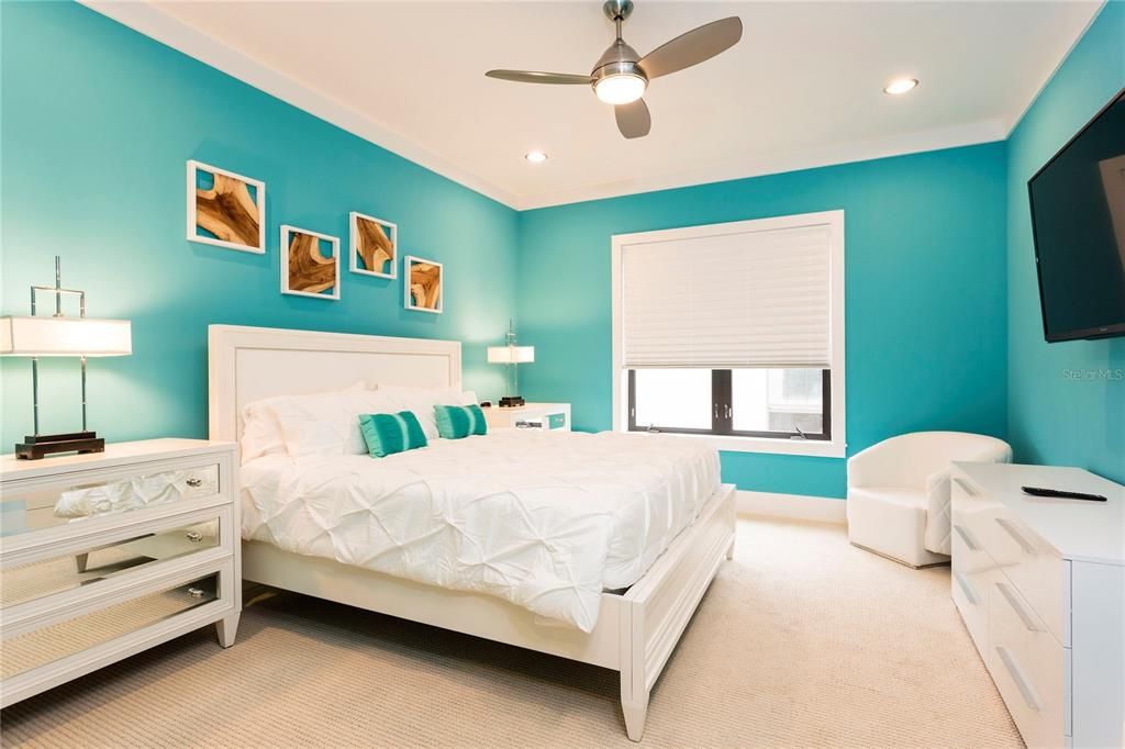 For Sale: $9,000,000 (10 beds, 11 baths, 14546 Square Feet)