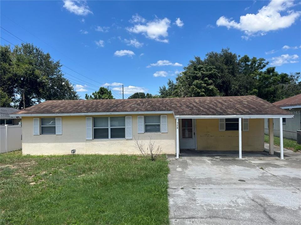 Recently Rented: $1,375 (3 beds, 1 baths, 1036 Square Feet)