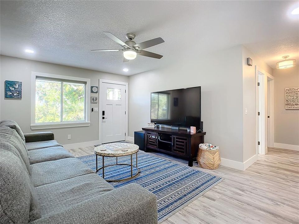 For Rent: $3,500 (3 beds, 2 baths, 1535 Square Feet)