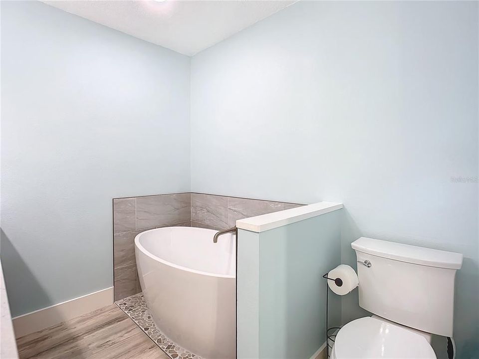 For Rent: $3,500 (3 beds, 2 baths, 1535 Square Feet)