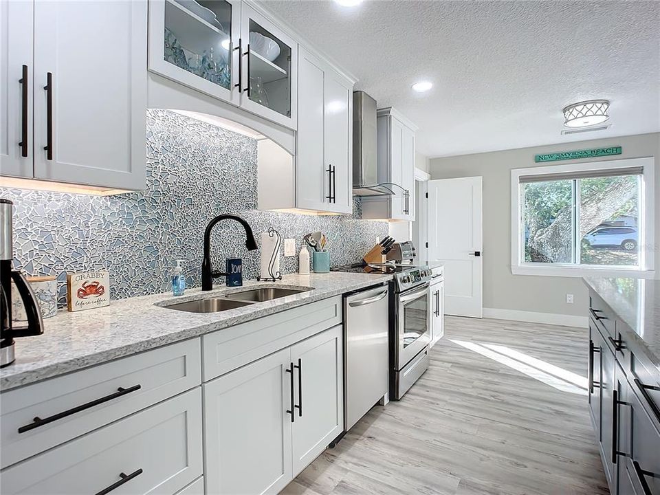 For Rent: $3,500 (3 beds, 2 baths, 1535 Square Feet)