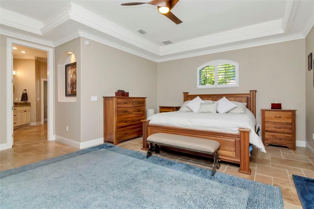 En Venta: $974,900 (3 camas, 3 baños, 3634 Pies cuadrados)