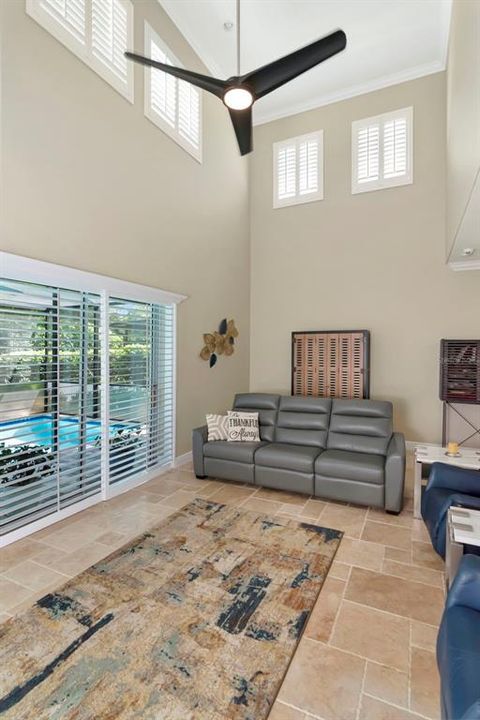 En Venta: $974,900 (3 camas, 3 baños, 3634 Pies cuadrados)