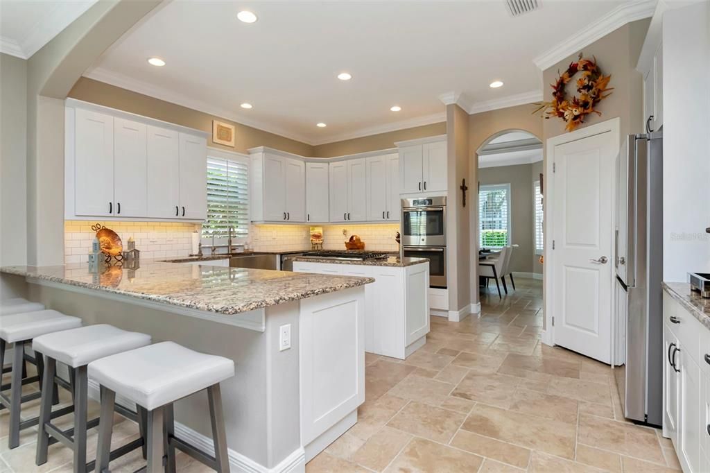 En Venta: $974,900 (3 camas, 3 baños, 3634 Pies cuadrados)