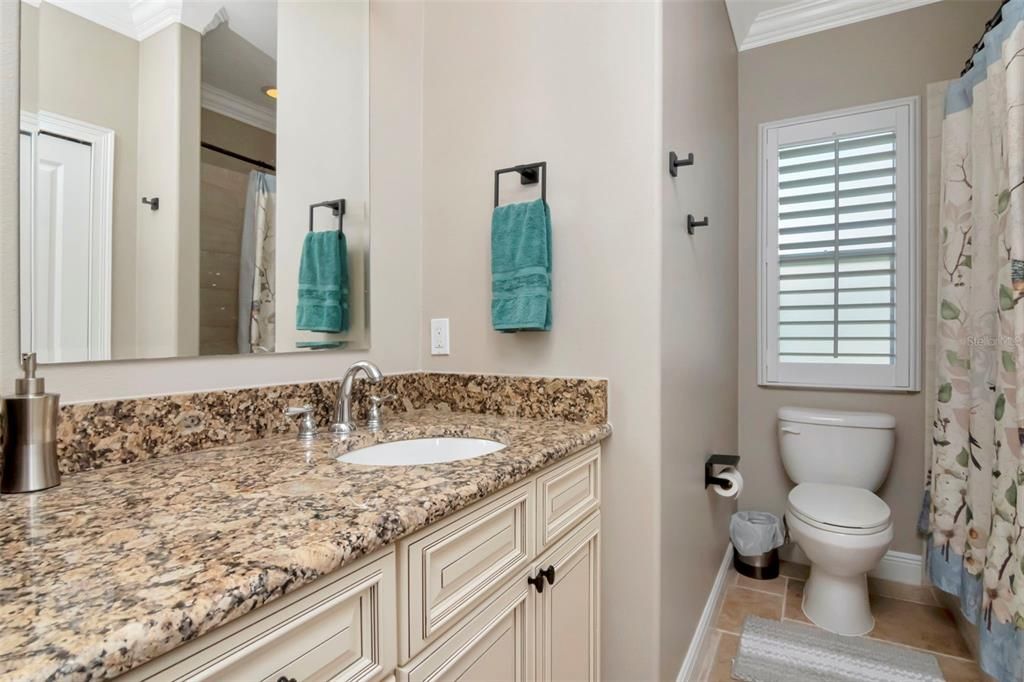 En Venta: $974,900 (3 camas, 3 baños, 3634 Pies cuadrados)