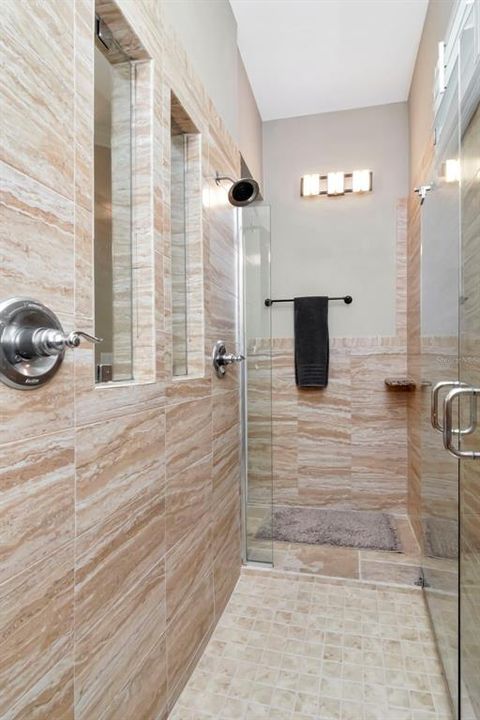 En Venta: $974,900 (3 camas, 3 baños, 3634 Pies cuadrados)