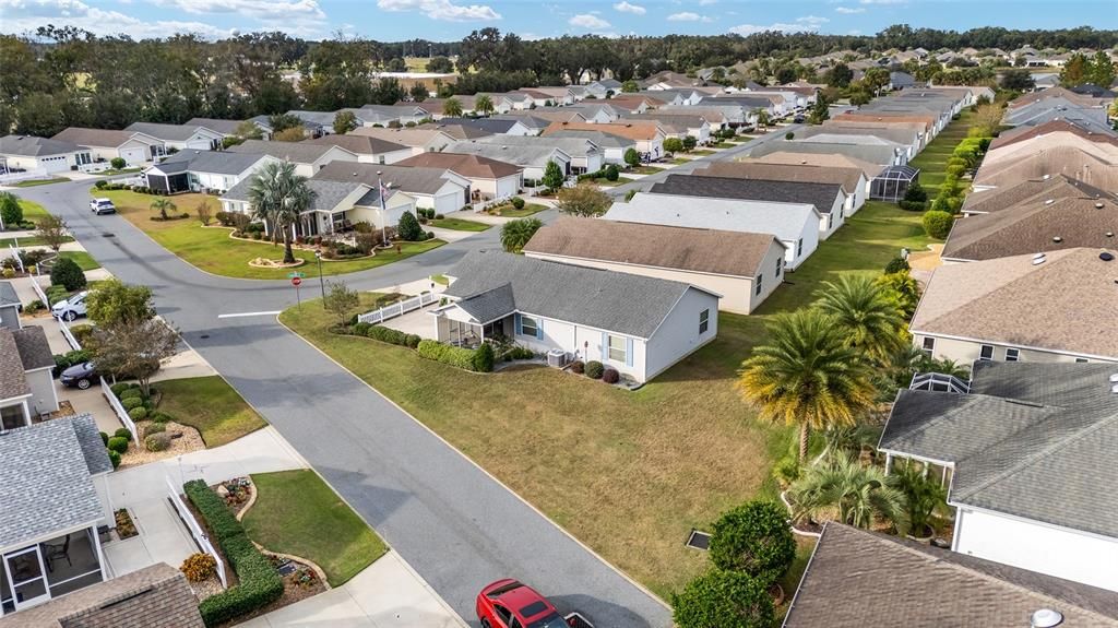 Active With Contract: $298,000 (2 beds, 2 baths, 1156 Square Feet)