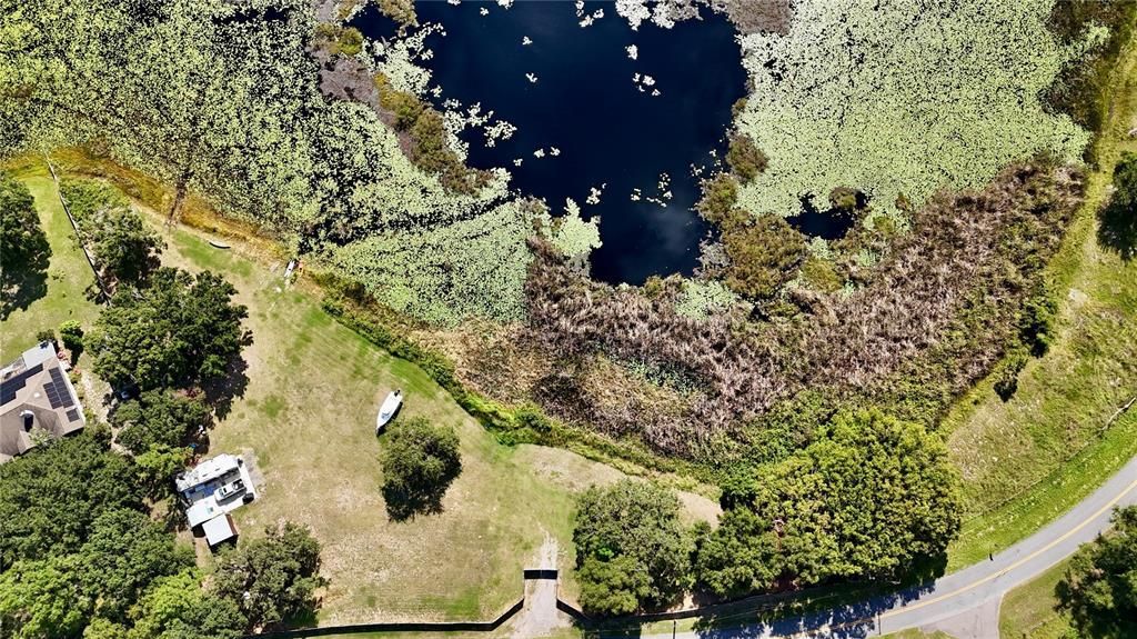 En Venta: $250,000 (3.99 acres)