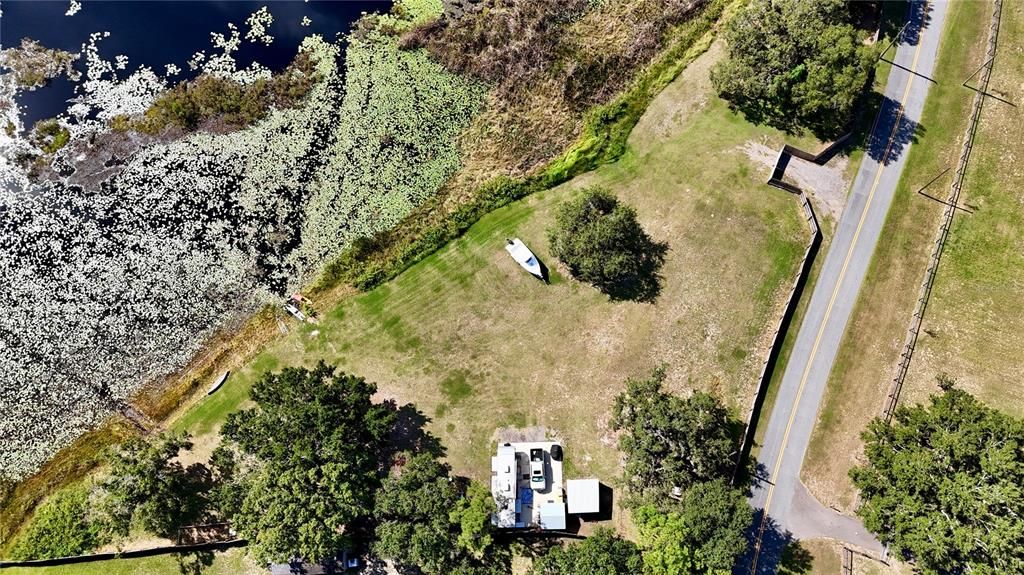 En Venta: $250,000 (3.99 acres)