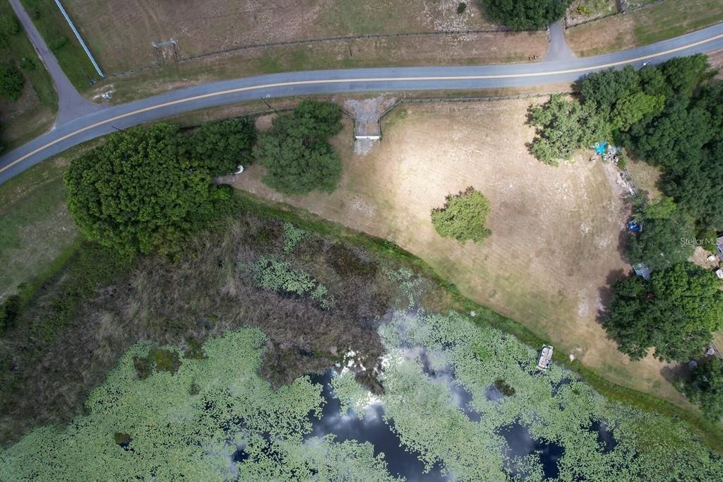 En Venta: $250,000 (3.99 acres)