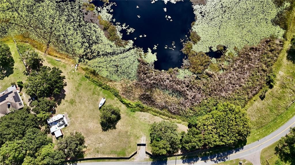 En Venta: $250,000 (3.99 acres)