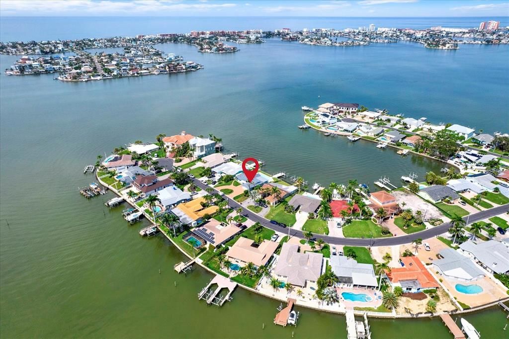 Active With Contract: $1,245,000 (3 beds, 2 baths, 1968 Square Feet)