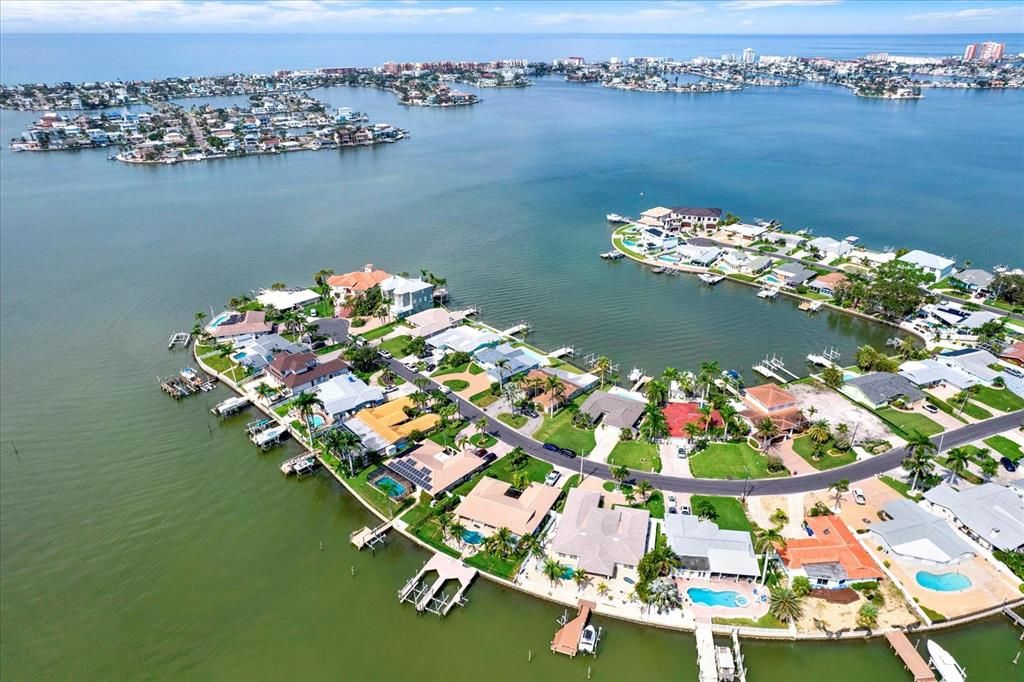 Active With Contract: $1,245,000 (3 beds, 2 baths, 1968 Square Feet)