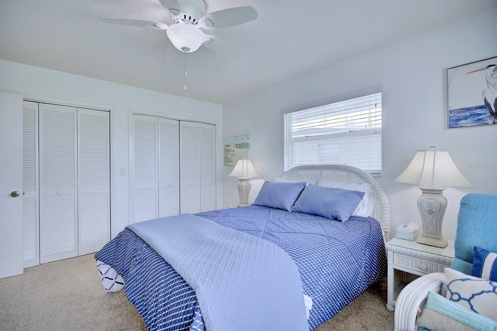 For Sale: $480,000 (2 beds, 2 baths, 1712 Square Feet)