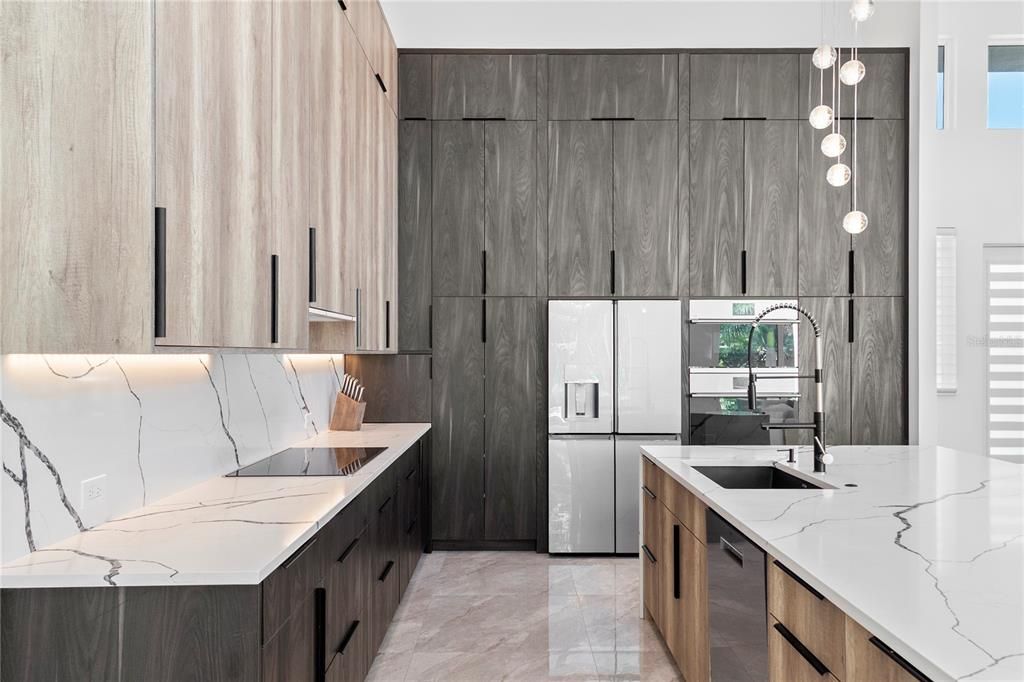 En Venta: $2,595,000 (4 camas, 4 baños, 3224 Pies cuadrados)