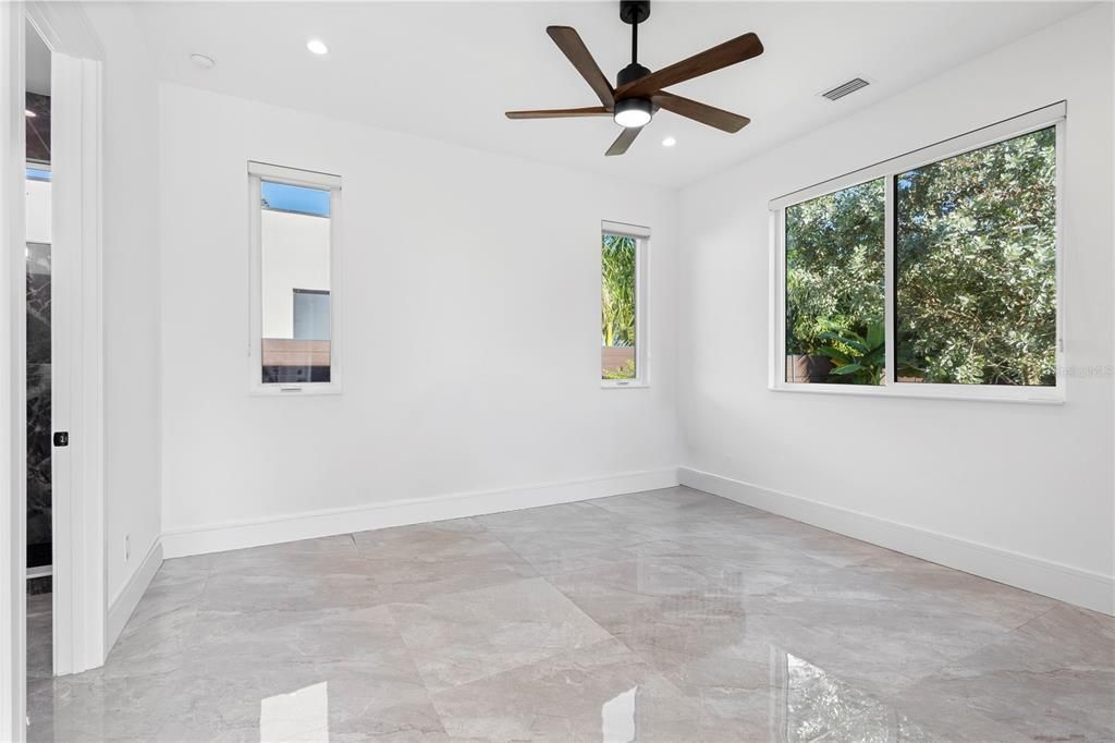 En Venta: $2,595,000 (4 camas, 4 baños, 3224 Pies cuadrados)