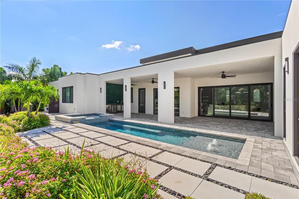 En Venta: $2,595,000 (4 camas, 4 baños, 3224 Pies cuadrados)