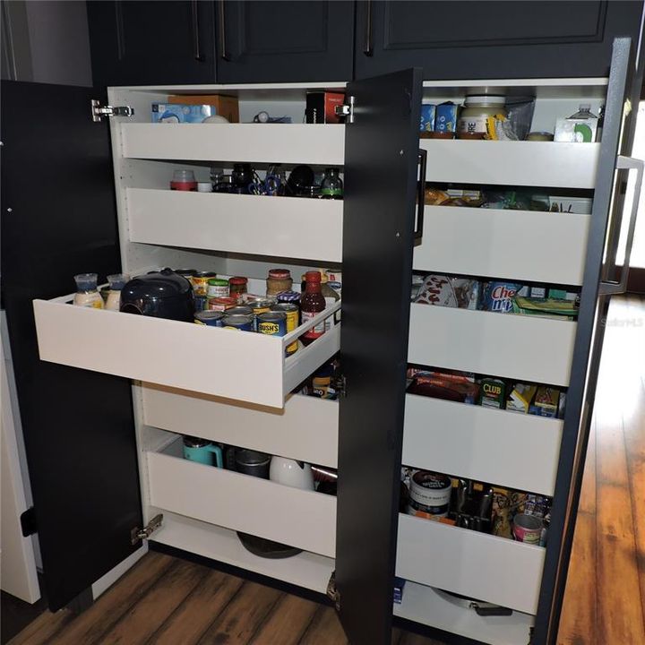 待售: $610,000 (3 贝兹, 2 浴室, 1919 平方英尺)