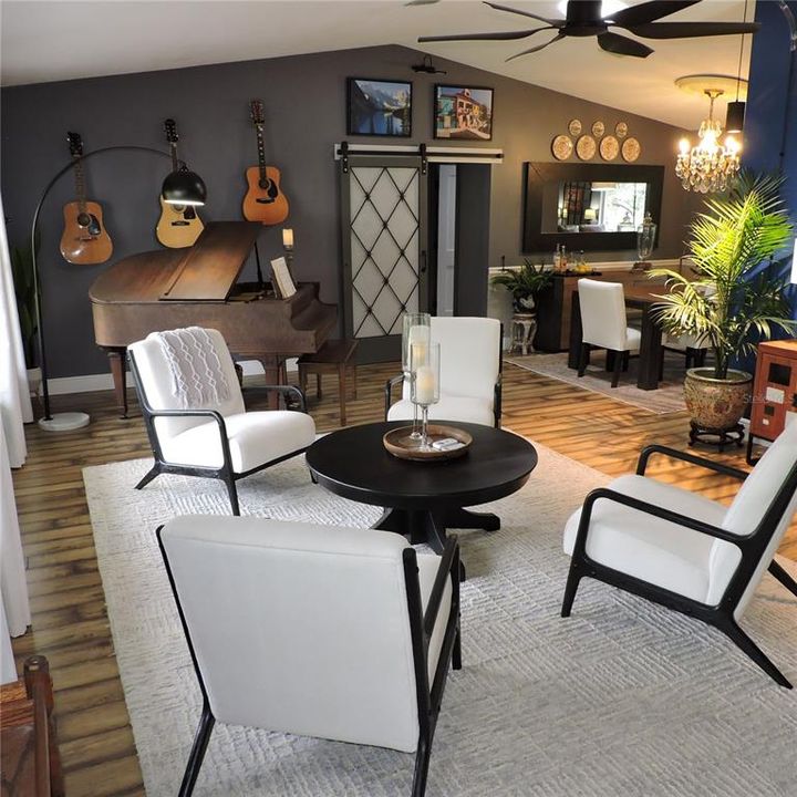 待售: $610,000 (3 贝兹, 2 浴室, 1919 平方英尺)