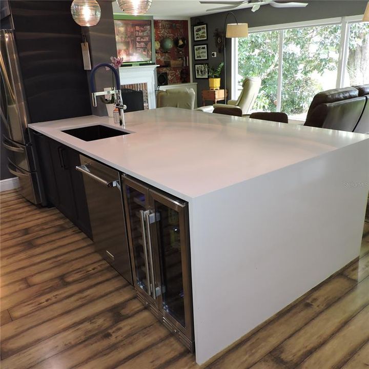 待售: $610,000 (3 贝兹, 2 浴室, 1919 平方英尺)