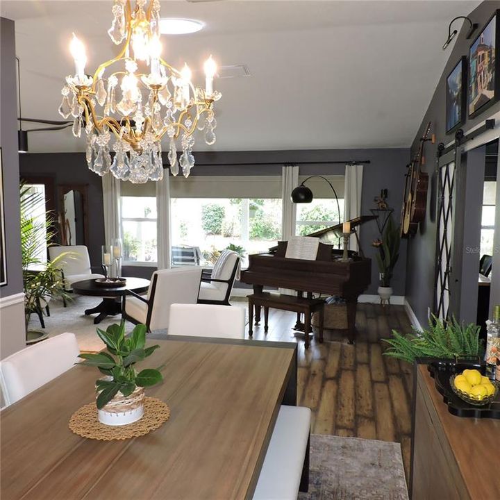 待售: $610,000 (3 贝兹, 2 浴室, 1919 平方英尺)