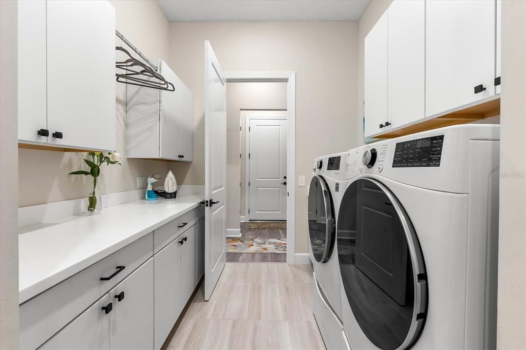 待售: $1,050,000 (3 贝兹, 3 浴室, 2985 平方英尺)