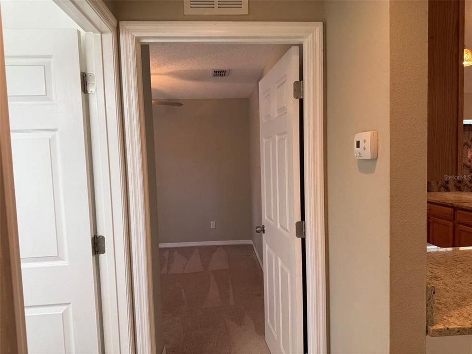 For Sale: $249,900 (3 beds, 2 baths, 1279 Square Feet)