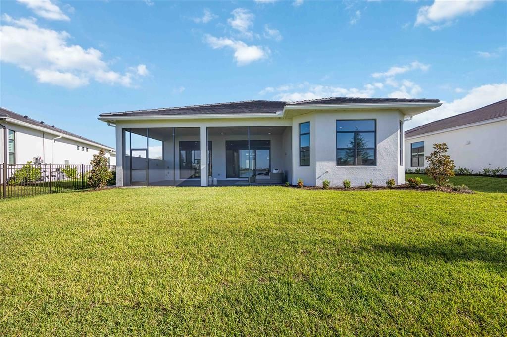 Active With Contract: $1,095,000 (3 beds, 3 baths, 3000 Square Feet)