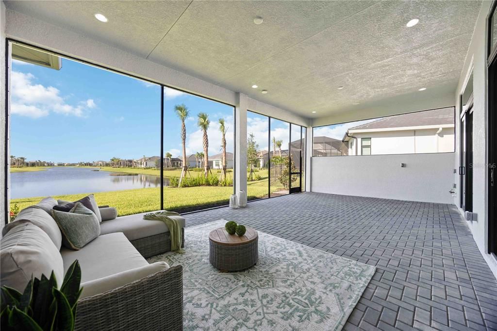 Active With Contract: $1,095,000 (3 beds, 3 baths, 3000 Square Feet)