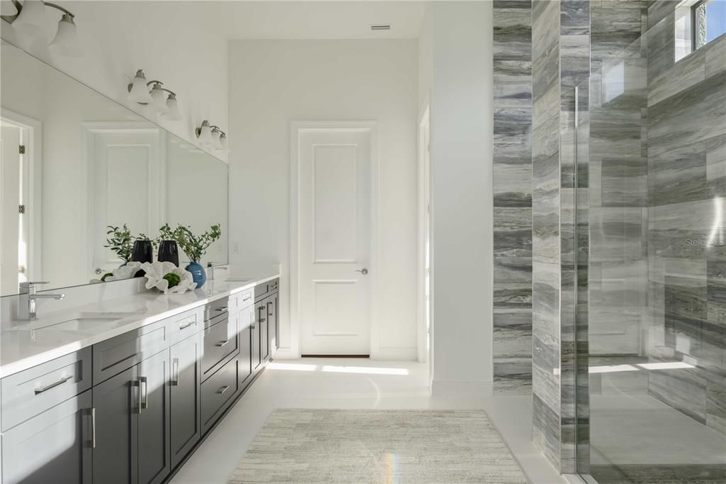 Active With Contract: $1,095,000 (3 beds, 3 baths, 3000 Square Feet)