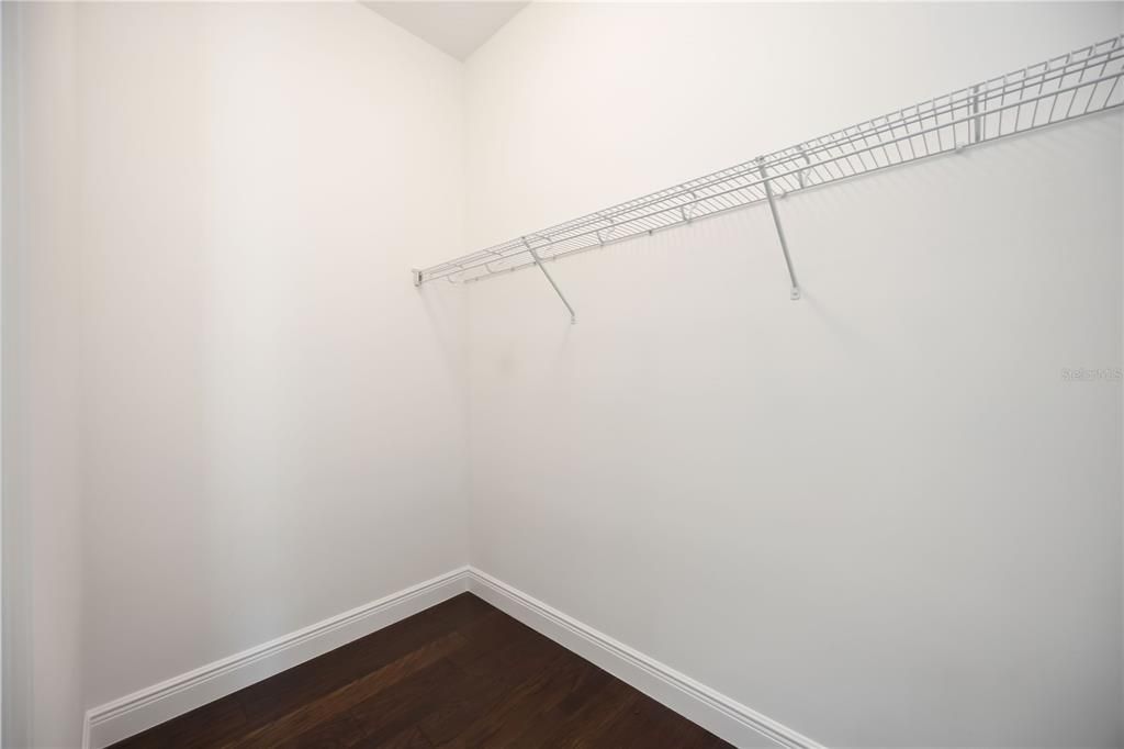 Active With Contract: $1,095,000 (3 beds, 3 baths, 3000 Square Feet)