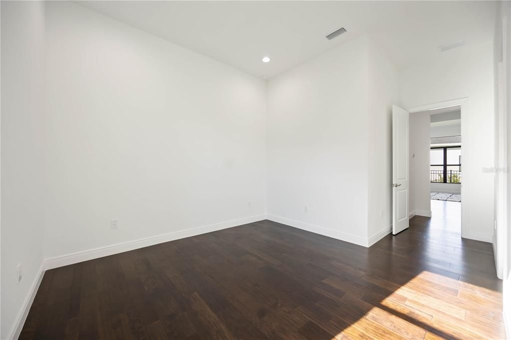 Active With Contract: $1,095,000 (3 beds, 3 baths, 3000 Square Feet)