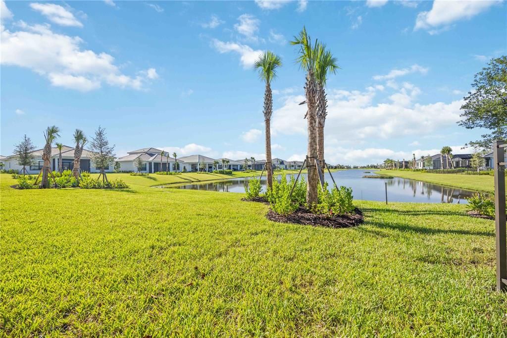 Active With Contract: $1,095,000 (3 beds, 3 baths, 3000 Square Feet)