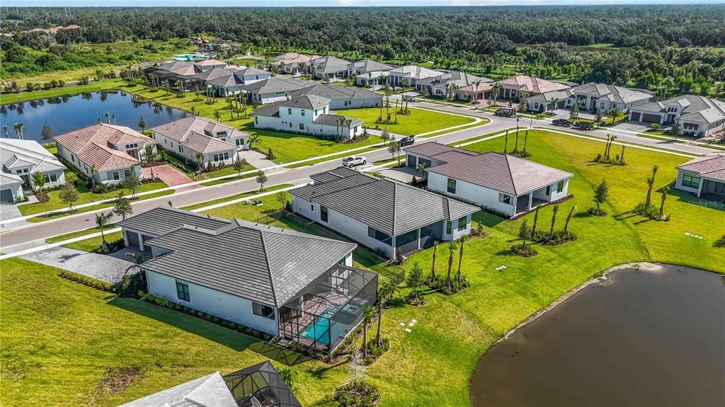 Active With Contract: $1,095,000 (3 beds, 3 baths, 3000 Square Feet)