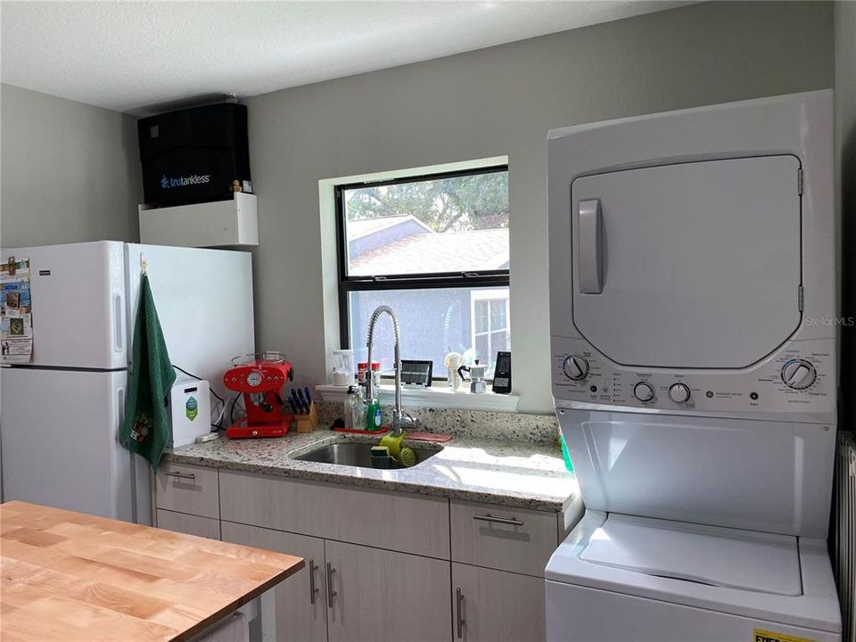 For Sale: $747,000 (2 beds, 0 baths, 1920 Square Feet)