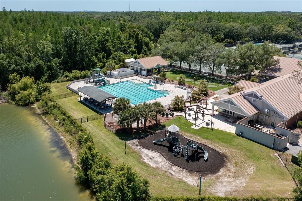 На продажу: $899,900 (4 спален, 3 ванн, 3589 Квадратных фут)