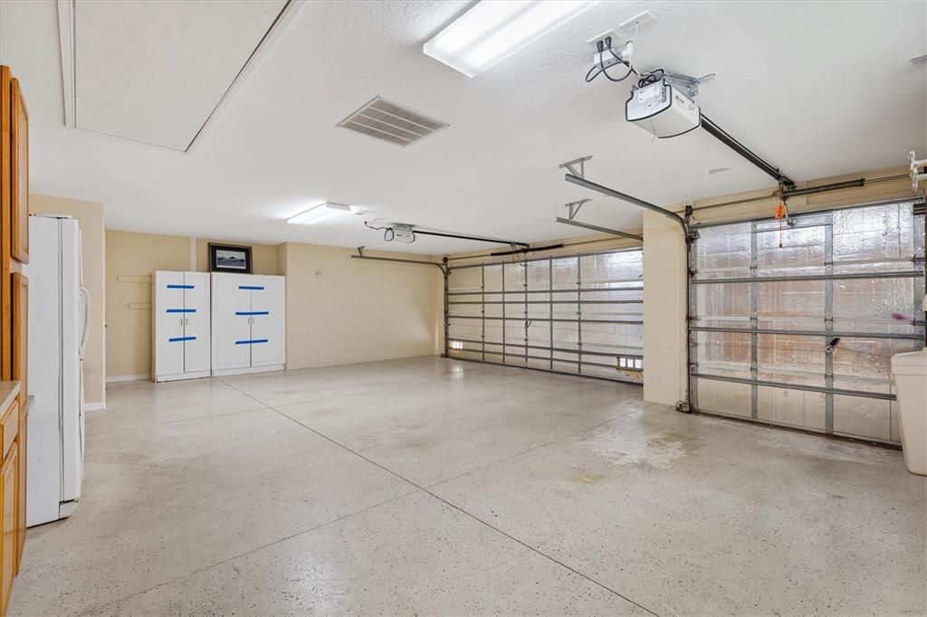 Active With Contract: $979,900 (3 beds, 3 baths, 2191 Square Feet)