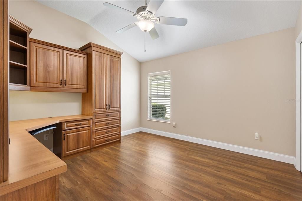 Active With Contract: $979,900 (3 beds, 3 baths, 2191 Square Feet)