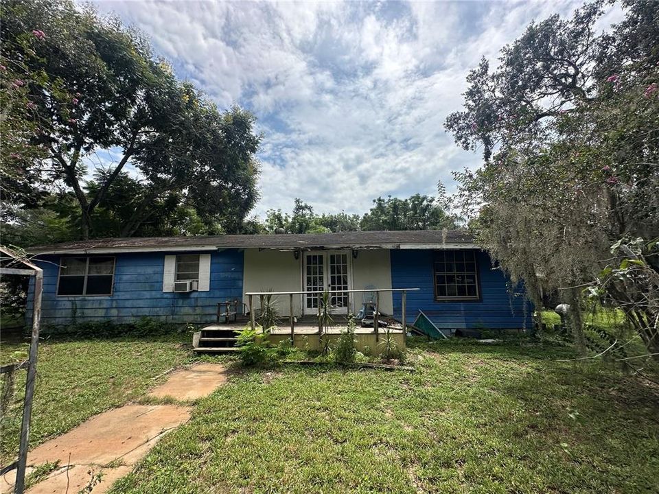 Recently Sold: $100,000 (3 beds, 1 baths, 1080 Square Feet)