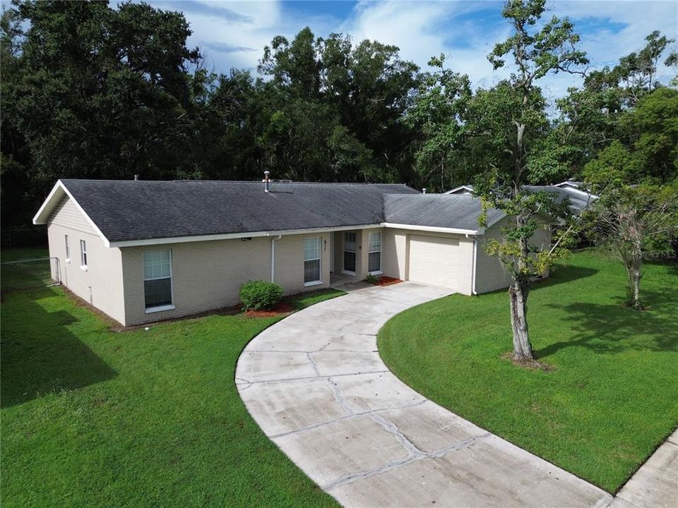 最近售出: $335,000 (3 贝兹, 2 浴室, 1528 平方英尺)