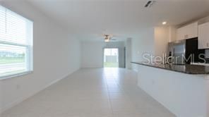 В аренду: $2,750 (5 спален, 2 ванн, 2389 Квадратных фут)