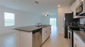 В аренду: $2,750 (5 спален, 2 ванн, 2389 Квадратных фут)