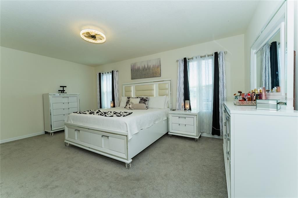 待售: $405,000 (5 贝兹, 3 浴室, 2522 平方英尺)